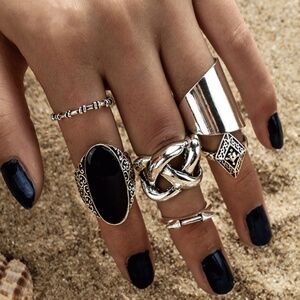 *AMIYAH* 6-Pc Silver x Black Fashion Ring Set